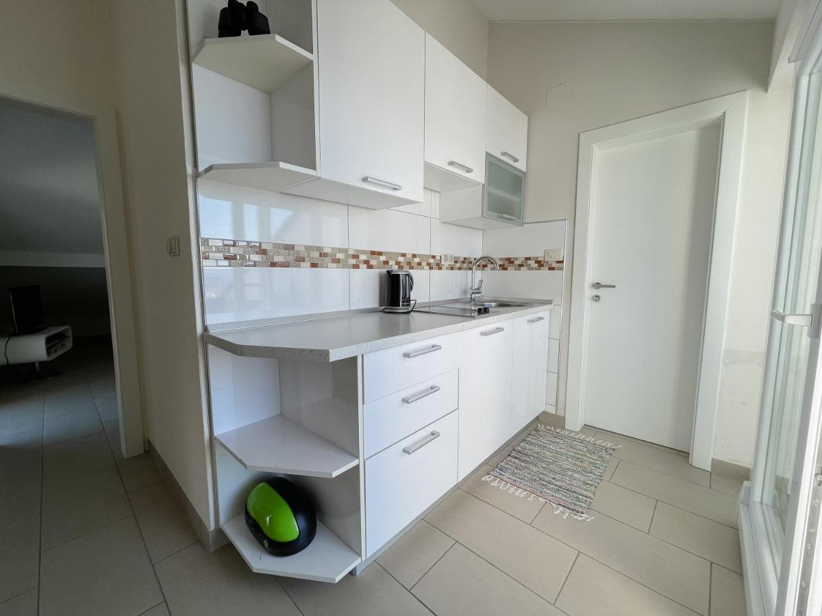 Appartement Ferienhaus Ivanka à Trogir Extérieur photo